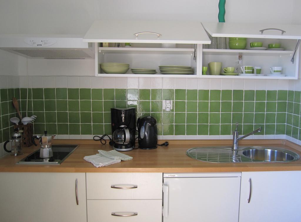 Villa Delina Banjol Habitación foto