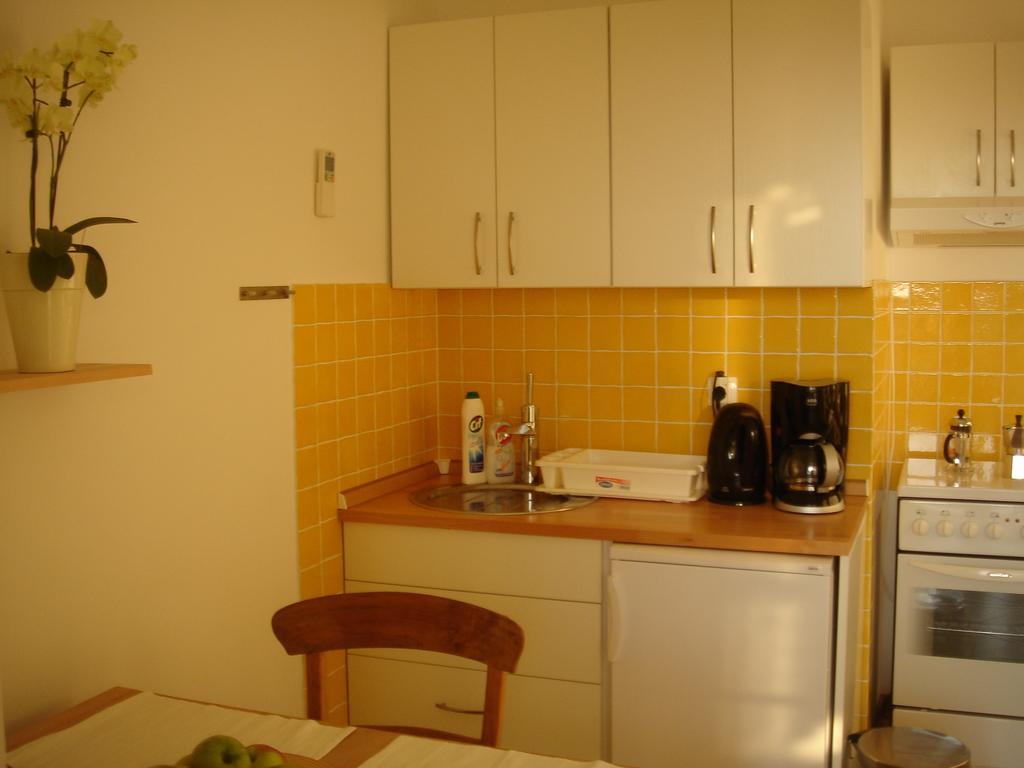 Villa Delina Banjol Habitación foto